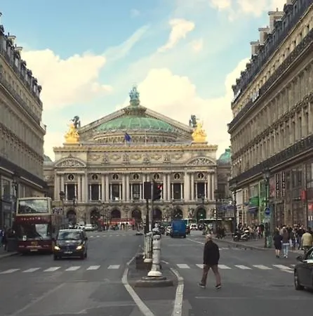Apartment Lovely Parisien Paris